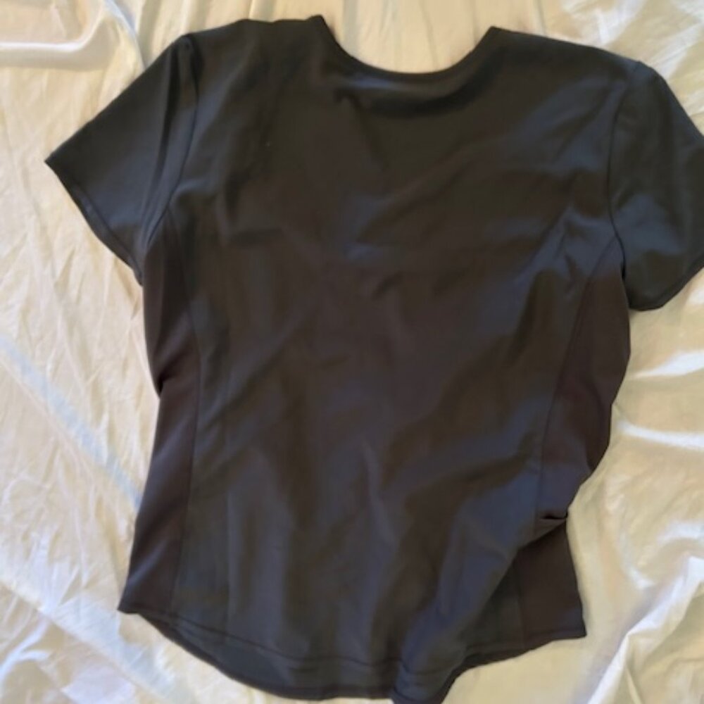 size medium womens work wear scrub shirt top gray - Picture 3 of 3